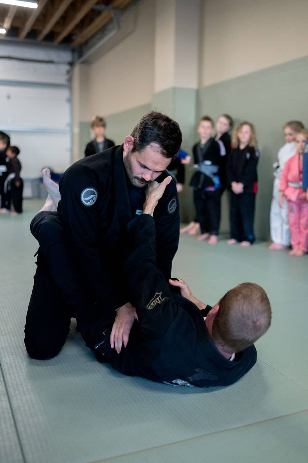 The Jiu Jitsu Institute instructor demonstrating proper techniques